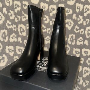 Otto Booties by Silent  D New 🆕 & Never Work 😍